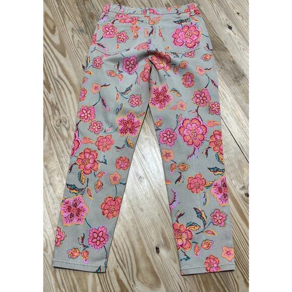 Jones New York Soho Ankle Jeans Size 6 Floral Secret Slimming Features Slim Leg - Picture 2 of 7